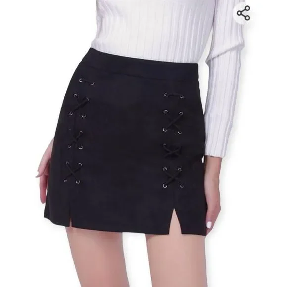 Black Faux Suede Lace Up Mini Skirt XL - Picture 1 of 9